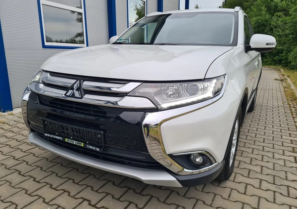 Mitsubishi Outlander cena 68900 przebieg: 120000, rok produkcji 2016 z Radłów małe 137